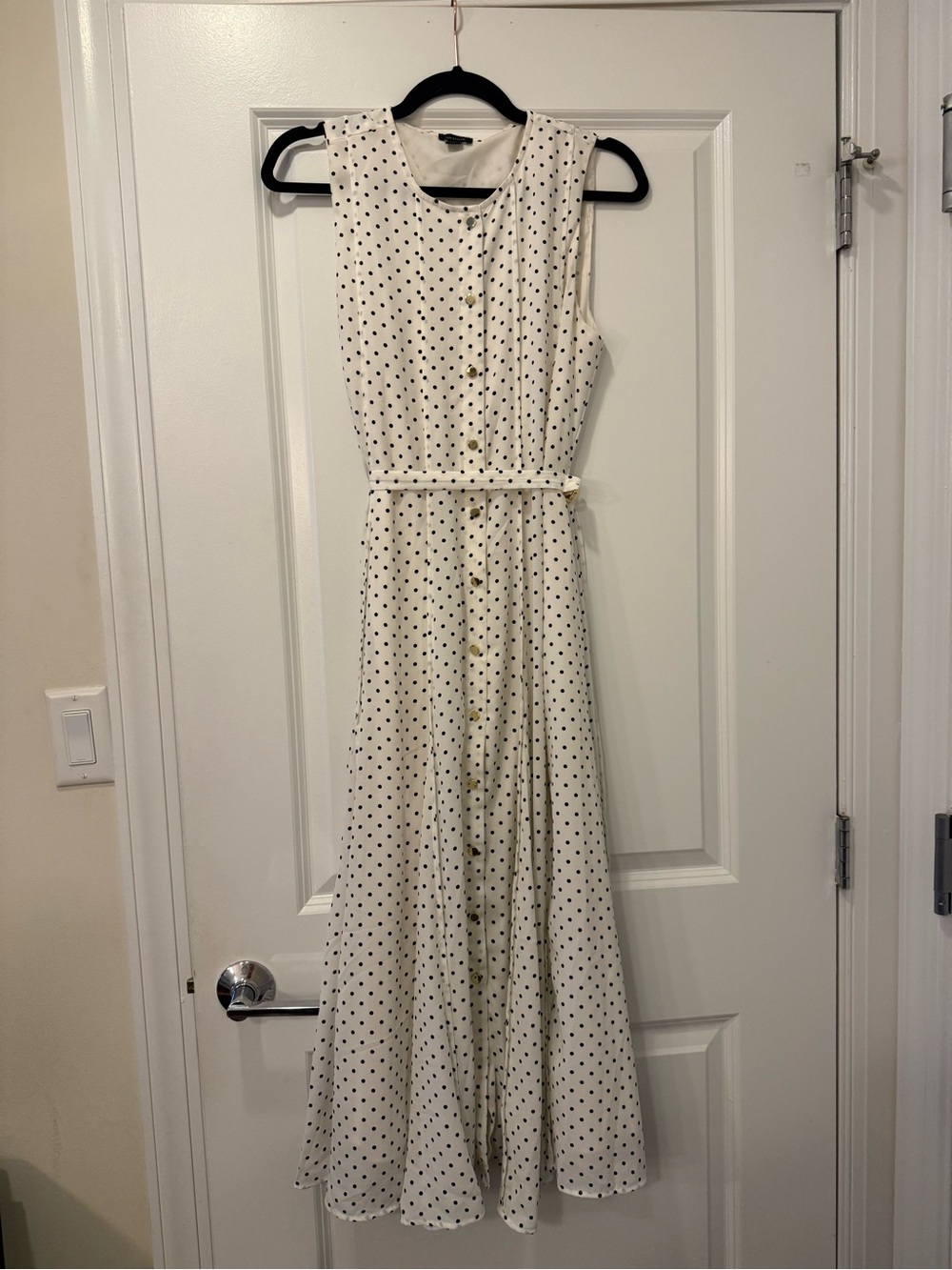Ann Taylor Cream Polka Dot Sleeveless Midi Dress